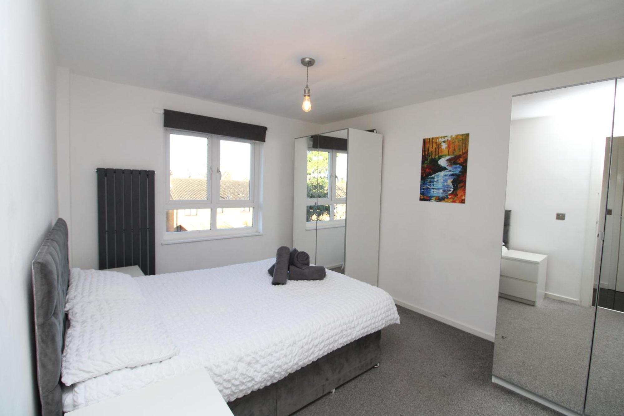 Modern Luxury Flat In * Londra